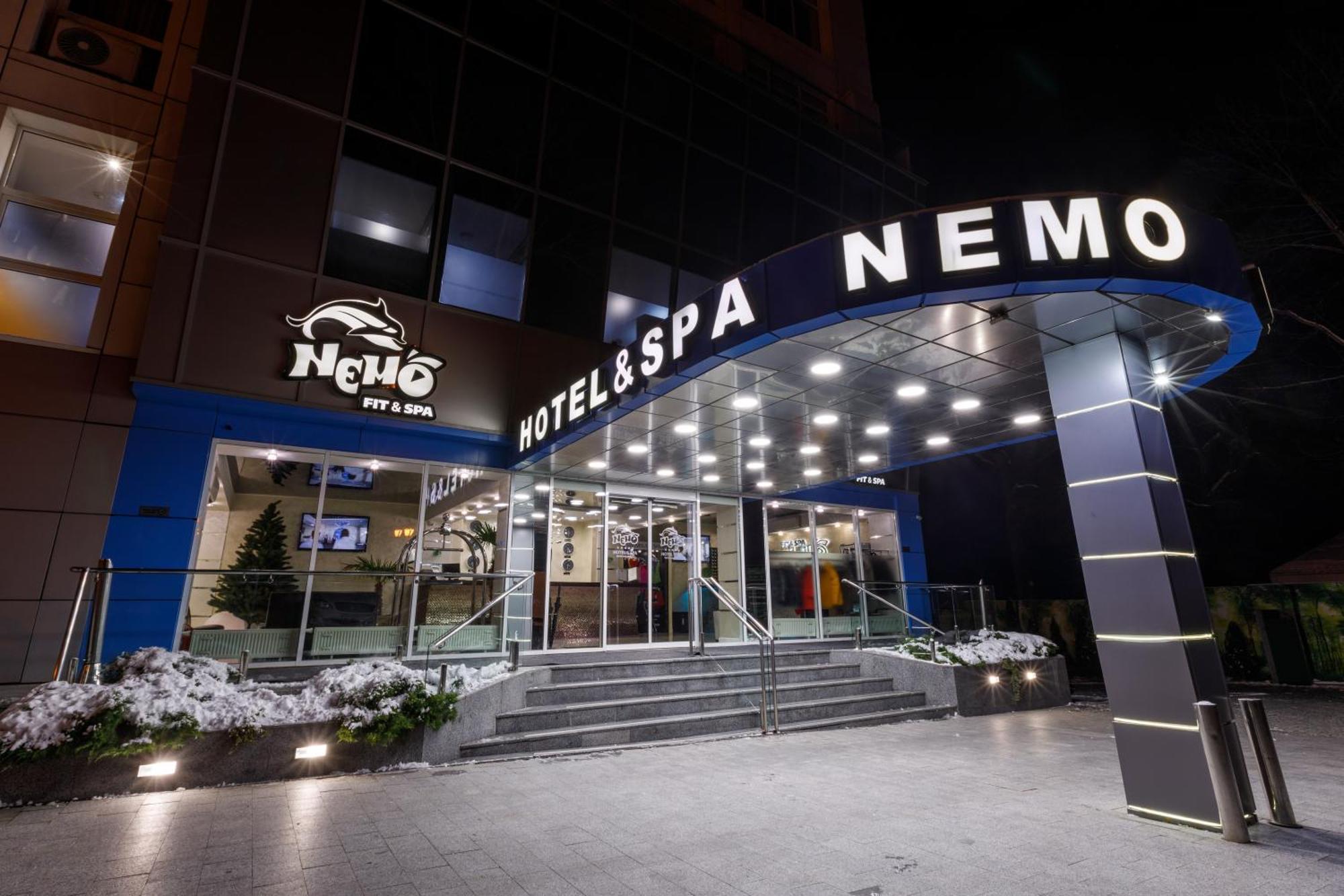 Hotel & Spa Nemo With Dolphins Charków Zewnętrze zdjęcie
